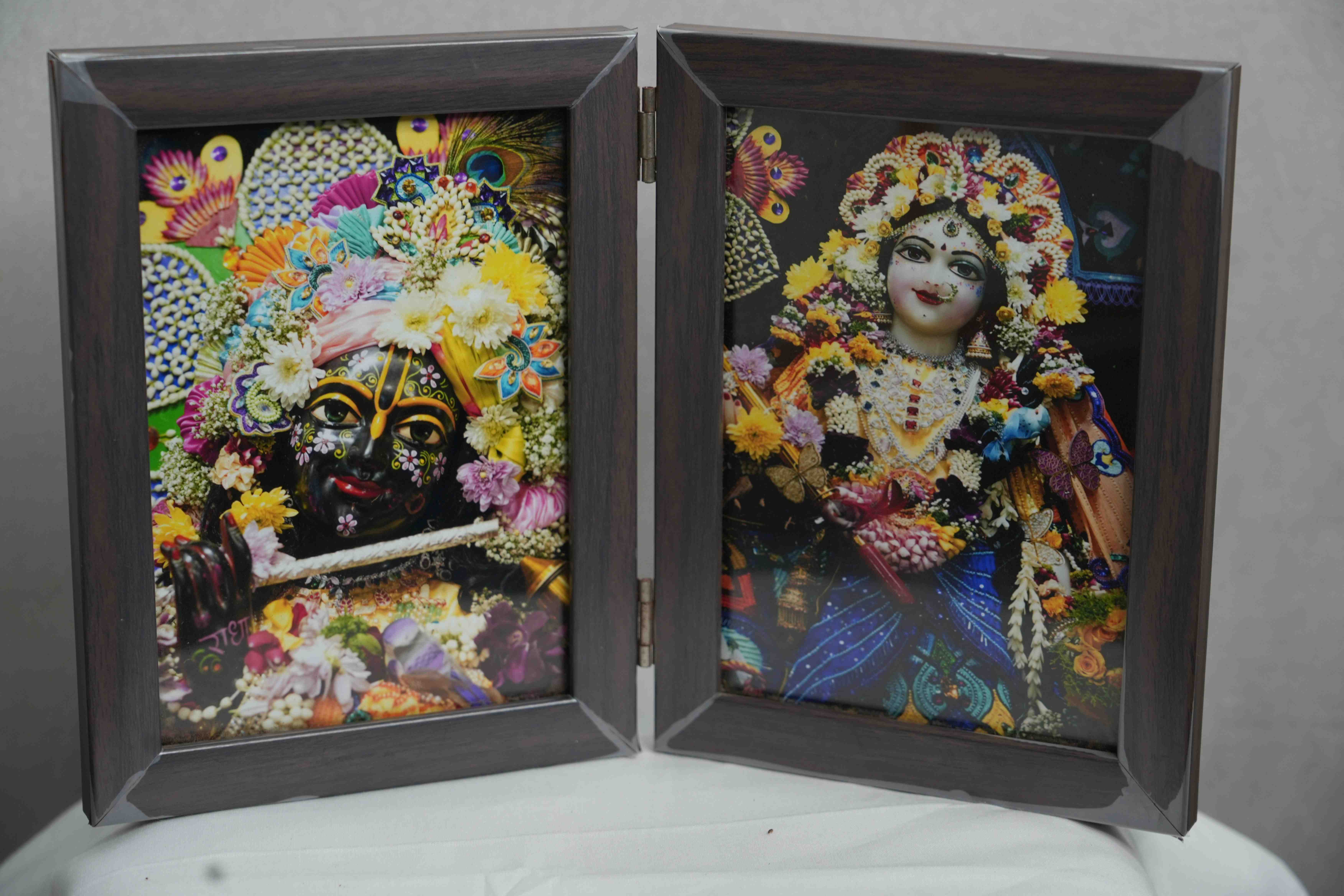 Radhe Krishana Photo Frame 300